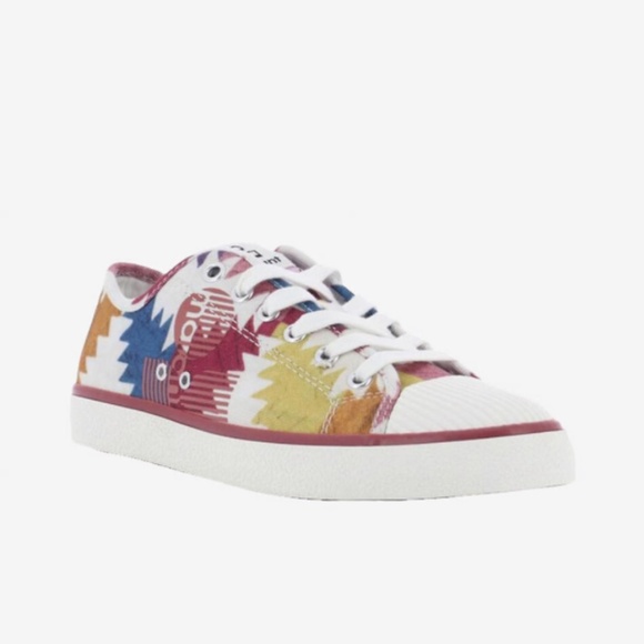 ISABEL MARANT Binko Ikat printed low-top canvas sneakers - Picture 1 of 9